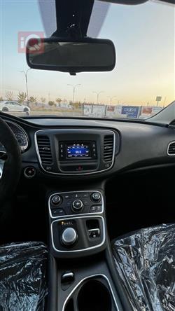 کرایسلەر 200